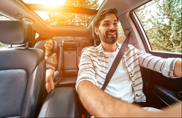 Es importante garantizar tu seguridad y la de quienes viajen con vos. Foto: Shutterstock.