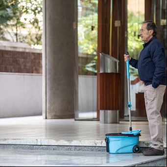 Cómo es la segunda temporada de "El encargado": poné a lla otra vez, que bien vale la pena