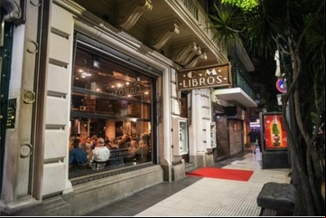 Con un homenaje a su fundadora, reabrió Clásica y Moderna