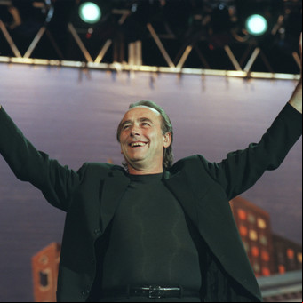 Serrat cumple 80 años: 18 datos desconocidos del catalán más argentino