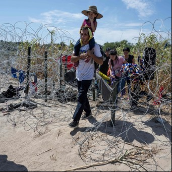 Deportado por Joe Biden y encarcelado por Nicolás Maduro: la saga de los inmigrantes que llegan a EE.UU. sin documentos