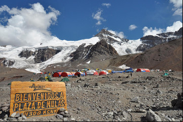 Tragedia en el Aconcagua: murió un andinista ruso en uno de los campamentos 