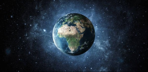 Cuántos kilómetros hace la Tierra en una hora