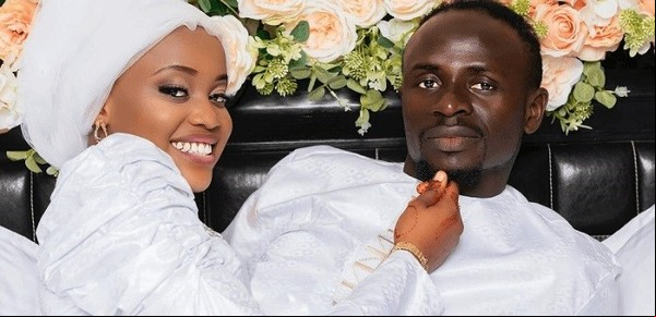 Sadio Mané se casó en secreto con una chica de 18 años y su suegro sorprendió con una revelación
