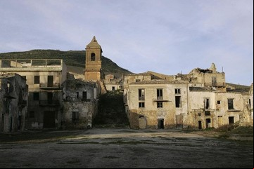En pocos años, miles de ciudades estadounidenses se convertirían en pueblos fantasmas