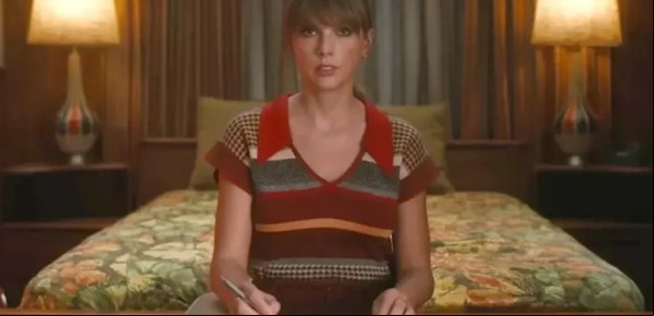 Las locas teorías de los fans de Taylor Swift: aseguran que es la autora de la película con Dua Lipa y Henry Cavill
