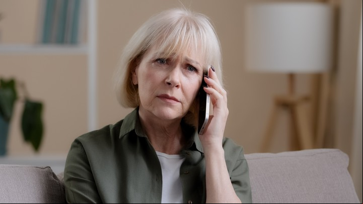 El 70% de los mayores de 60 años en la Ciudad dijo haber tenido sentimientos de tristeza. Foto ilustración Shutterstock.
