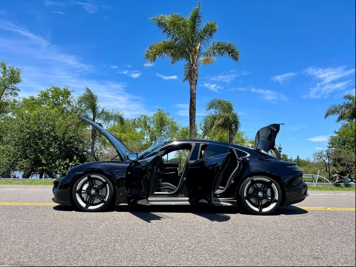 Las formas son inconfundiblemente Porsche pero inició una nueva era de estilo dentro de la marca alemana.