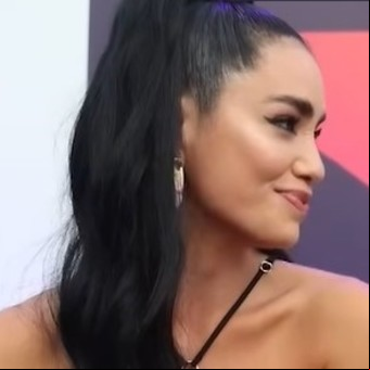 Lali Espósito habló de su relación con Pedro Rosemblat: "Estoy hasta las manos"