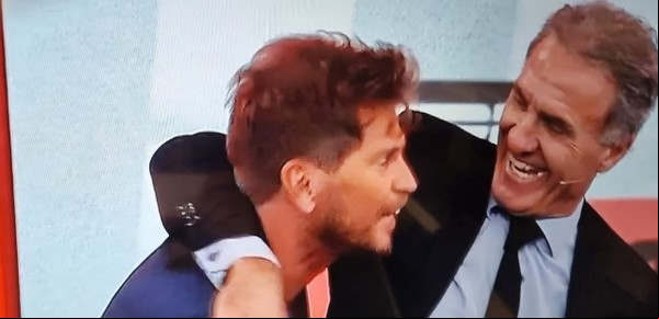 Oscar Ruggeri volvió a ESPN F90 y le dio un susto de novela a Sebastián Vignolo en plena apertura del programa
