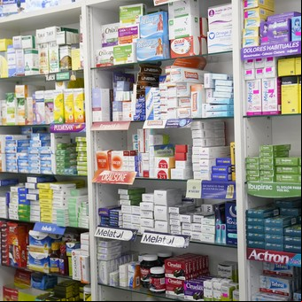 El Gobierno habilitó por decreto una nueva forma de comprar los remedios sin receta en las farmacias