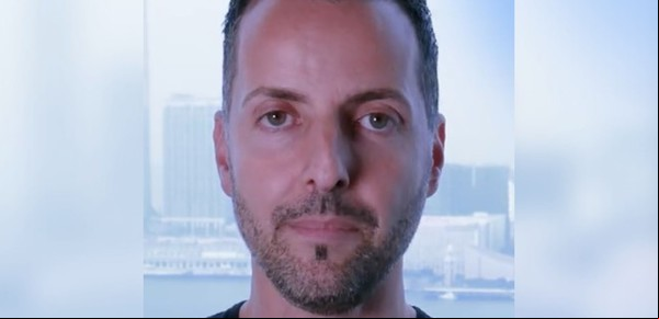 Cenaba con el CEO de su empleo y detectó una actitud alarmante: "Lo hizo sentir una basura"