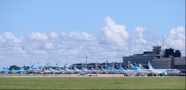 Paro de la CGT: la Cámara de líneas aéreas rechazan la medida y advierten que generará pérdidas millonarias