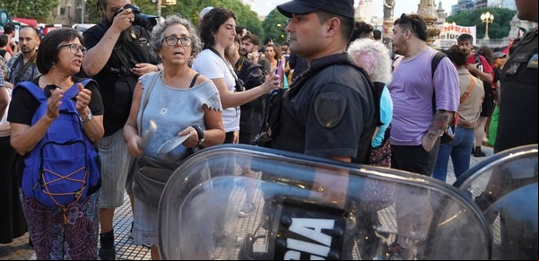 Fuerte operativo en los alrededores del Congreso ante el temor a un nuevo cacerolazo