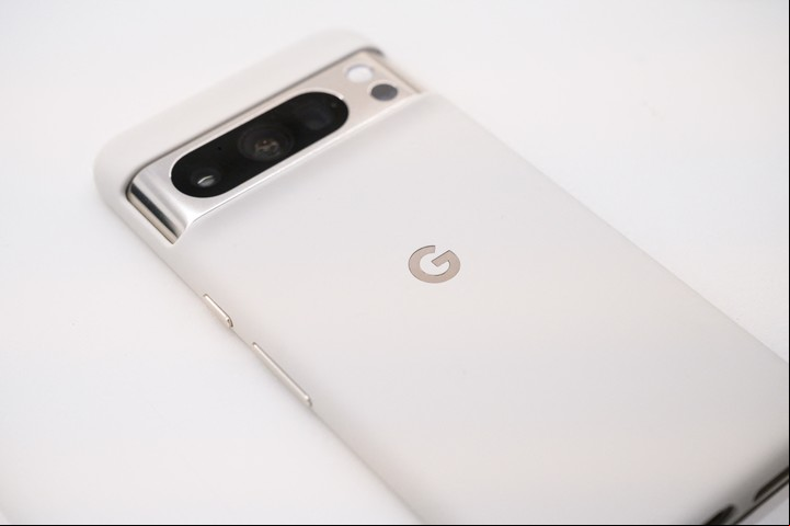 Venció al iPhone 15 Pro y al Galaxy S23, entre otros. (Foto: AFP)