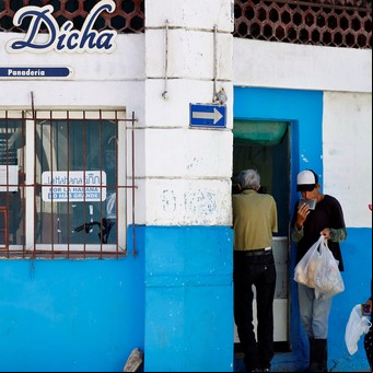 Crisis y ajuste en Cuba: además de leche, ahora faltará el pan, mientras siguen los cortes de electricidad