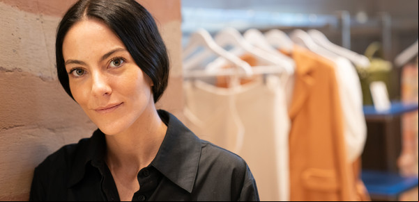 Helena Dakak, genio y figura en el BAFWeek