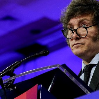 Javier Milei decidió modificar por decreto la movilidad jubilatoria y arrancaría con una suba inferior a la inflación