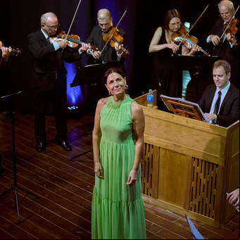La Camerata Bariloche y la soprano Verónica Cangemi inauguraron un ciclo en Carlos Casares para reactivar culturalmente la ciudad 