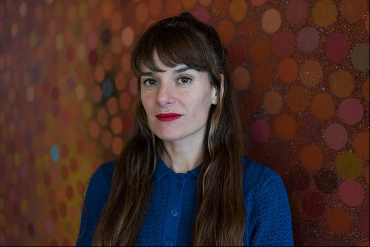Lola Arias se enteró de que había ganado el Ibsen cuando la llamaron a su casa en Alemania. No sabía de la existencia del premio. Foto: Gustavo Gavotti/ Prensa Teatro San Martín