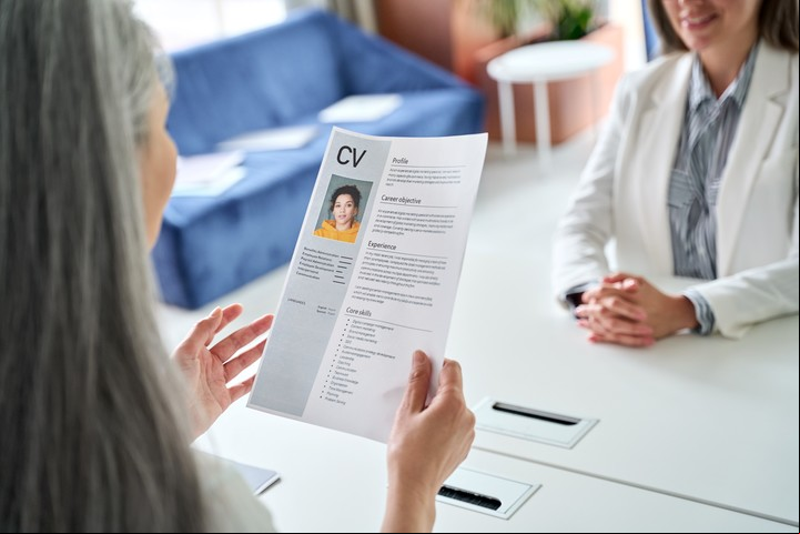 Es importante aprender a contar la experiencia laboral, especialmente en las entrevistas. Foto: Shutterstock.