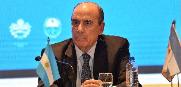 Cumbre con gobernadores del Norte: Francos buscó apoyo a la ley ómnibus, y le reclamaron más fondos