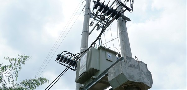 Guerra entre intendentes y Edesur por la suba de tarifas y los cortes de energía