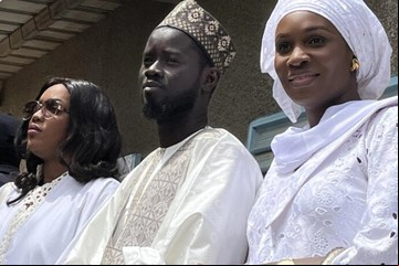 Senegal tiene dos primeras damas: quiénes son las esposas del nuevo presidente