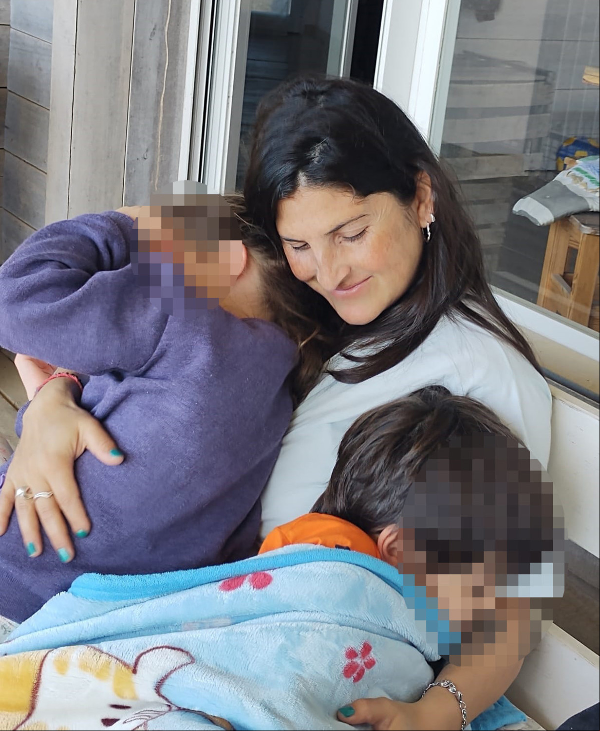 Cuando llegaron los mellis, a Nadin le quedaba el último año para recibirse de abogada. Así que extendió la licencia para recibirse. Foto: gentileza.