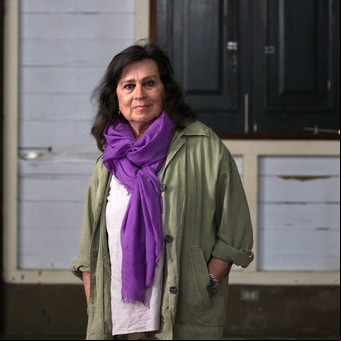 Laura Restrepo: "Es importantísimo el descontento con los gobiernos ante la guerra”