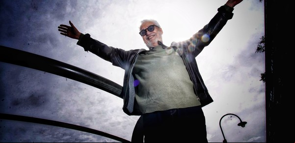 David Lebón a los 71: tocó con Pappo, Spinetta y Charly, pero recién ahora pudo tener su primera casa y llenar estadios como solista