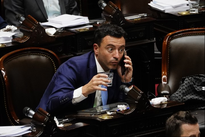 Rodrigo Loredo durante el debate en Diputados. Foto: Emmanuel Fernández.
