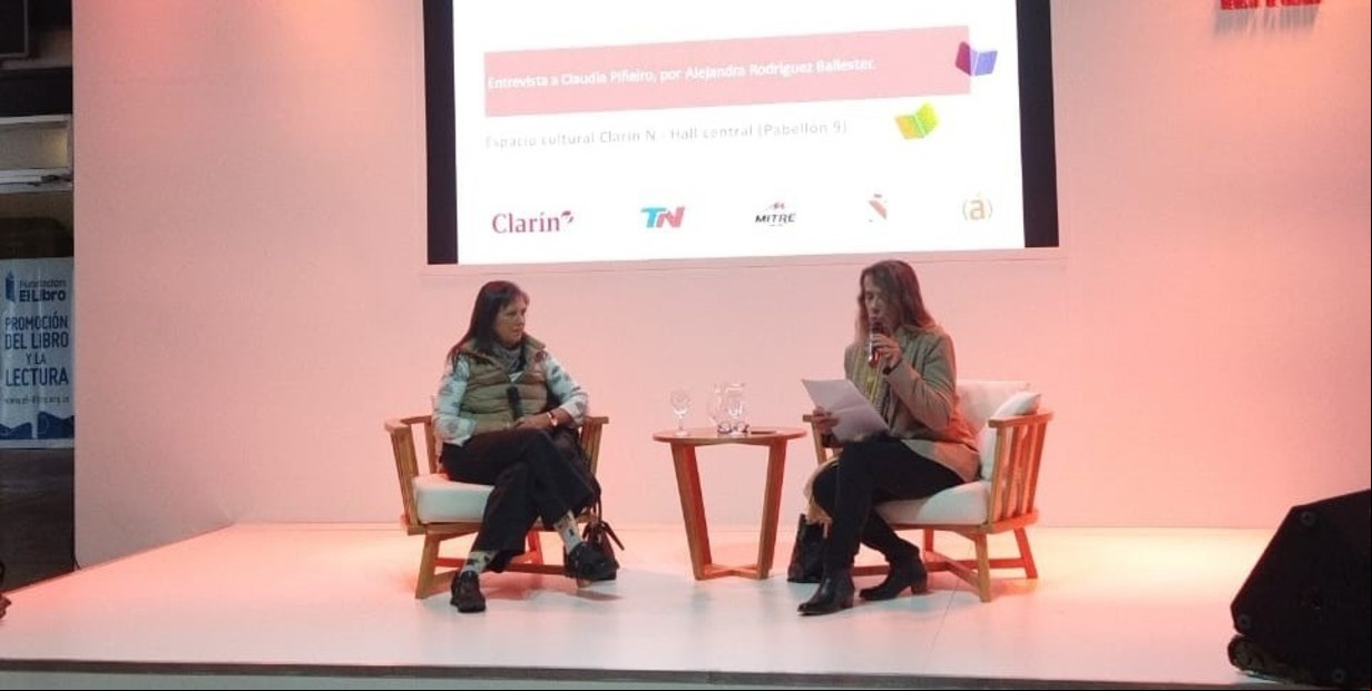 Claudia Piñeiro: “La literatura no está para bajar línea”