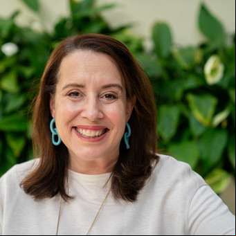 Julia Quinn, la reina de Bridgerton: "La gente necesita finales felices" 