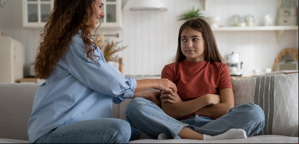 "Adolescencia" y los límites en la crianza: ¿hay que ser estrictos o permisivos?