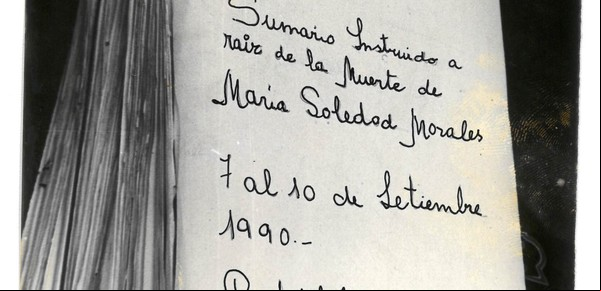 Un crimen, en el espejo del tiempo