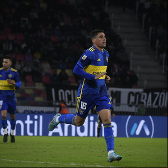 Boca la pasó mal con Central Córdoba, pero se despertó y lo dio vuelta con un Equi Fernández colosal y un Merentiel implacable