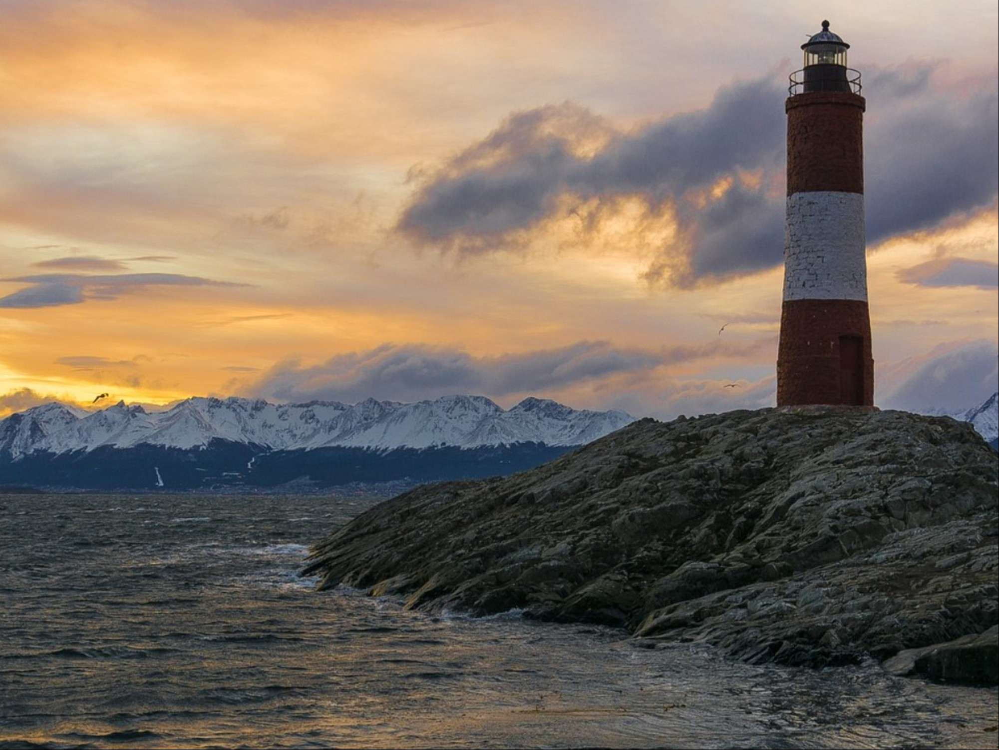 Cuáles son los 12 lugares que deben ser visitados en la Argentina por su impactante belleza