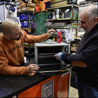 Precios locos: cuánto cuesta hoy arreglar un electrodoméstico y un dato insólito