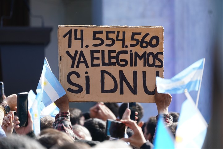 Cabildo Abierto del 25 Mayo en la ciudad de Córdoba.
Foto Juano Tesone, enviado especial