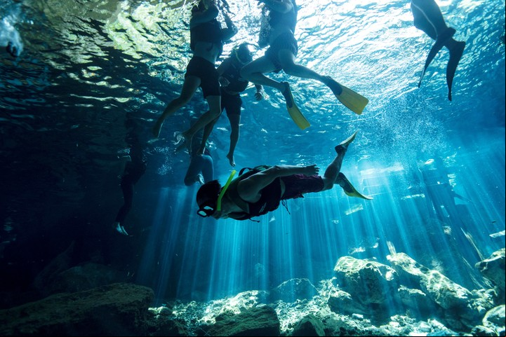 El Cenote Ik-Kil, en México es ideal para las parejas fanáticas de la naturaleza y el mar. Foto: Archivo Clarín.