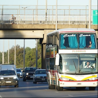 Fin de semana largo y Día del Padre: cayó casi 65% la cantidad de personas que viajó por turismo