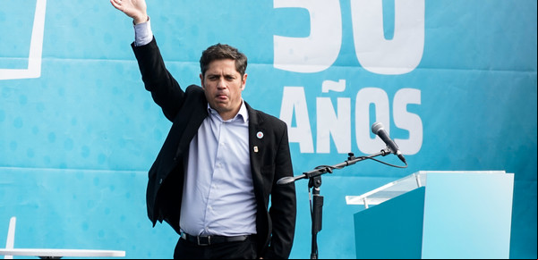 Sin foto y a la distancia: la insólita paz que mostraron Kicillof y Máximo Kirchner en medio de la dura pelea por el control del PJ bonaerense