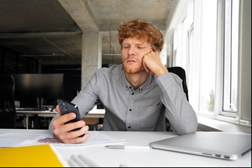 Cuál es la manera correcta de renunciar a un trabajo y cuándo es válido hacerlo por Whatsapp