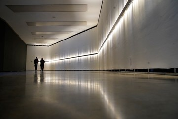 Rafael Lozano-Hemmer: Donde tu voz se enciende