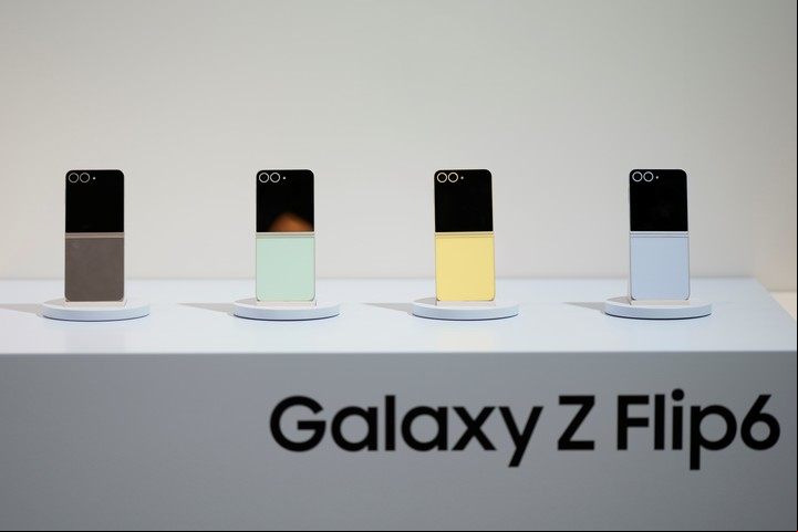Galaxy Z Flip6. Foto: AP.