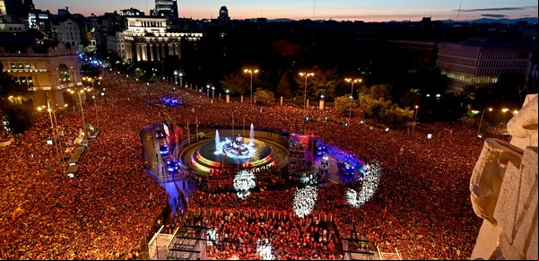 Los festejos de España campeona de Europa: del desplante de Carvajal al presidente Pedro Sánchez a la euforia en la Plaza de Cibeles