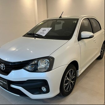 Toyota se puso a vender autos usados: cómo entrar al programa que ofrece garantía oficial