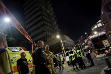 Explosión en Tel Aviv:  el “error humano” que hizo fallar la defensa y el grupo rebelde que se adjudicó el ataque