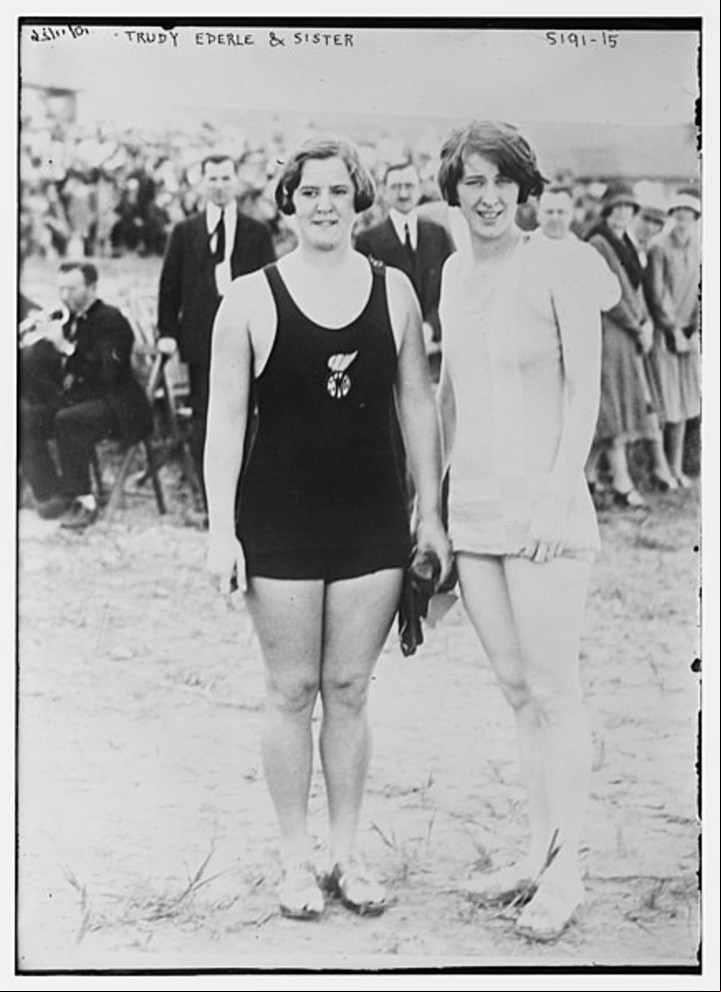Las hermanas Trudy y Meg Ederle.